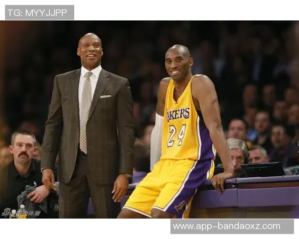 克莱称赞PJ华盛顿具备全明星潜力期待其攻防两端表现更佳